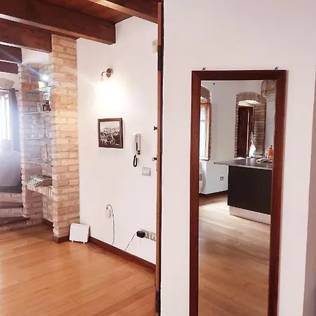 Casa Ginevra 아파트 *